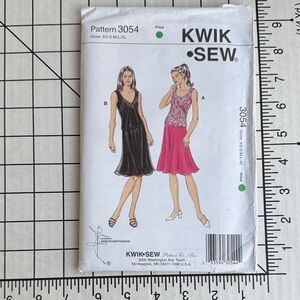 Kwik Sew 3054 Sewing Pattern – Sizes XS–XL – Misses’ Skirt & Top – 1990s–2000s